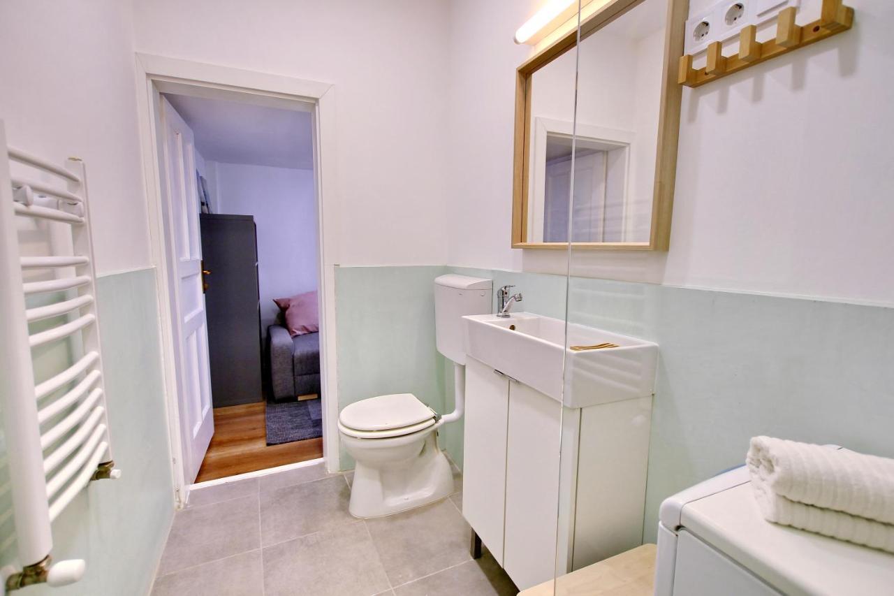 Cozy Apartment In The Heart Of ブダペスト エクステリア 写真